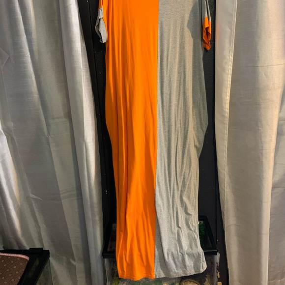 Summer dress - Picture 2 of 2